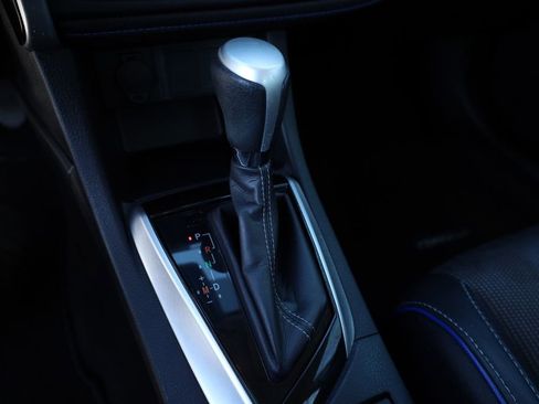 Used 2017 Toyota Corolla SE image 9