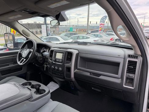 Used 2018 RAM 3500 Tradesman w/ Power & Remote Entry Group image 20