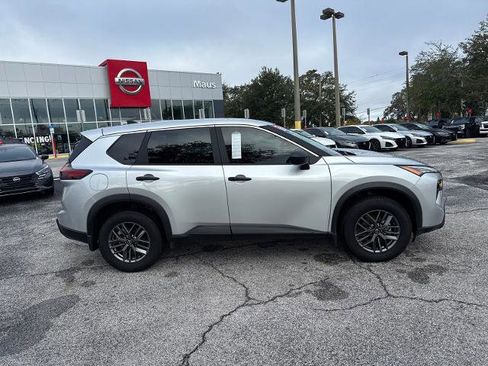 Certified 2025 Nissan Rogue S image 4