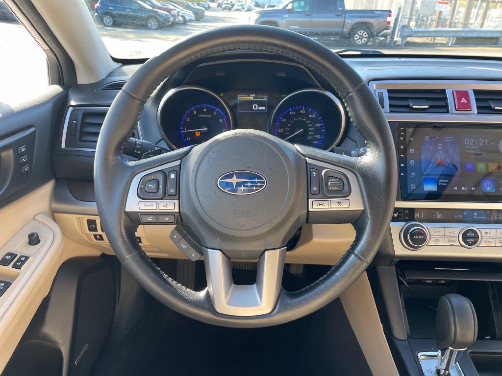 Used 2016 Subaru Outback 2.5i Limited AWD/4WD image 16