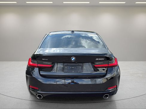 Used 2024 BMW 330i xDrive Sedan w/ Premium Package AWD/4WD image 7