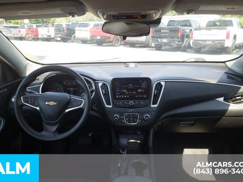 Used 2024 Chevrolet Malibu LT FWD image 20