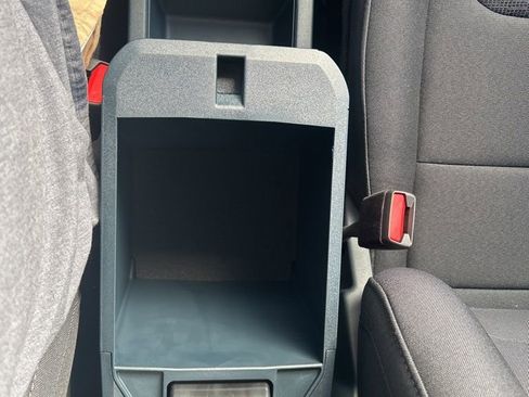 New 2025 Ford Maverick XL w/ Equipment Group 101A image 24