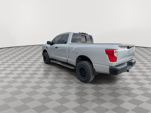 Used 2017 Nissan Titan S AWD/4WD image 6
