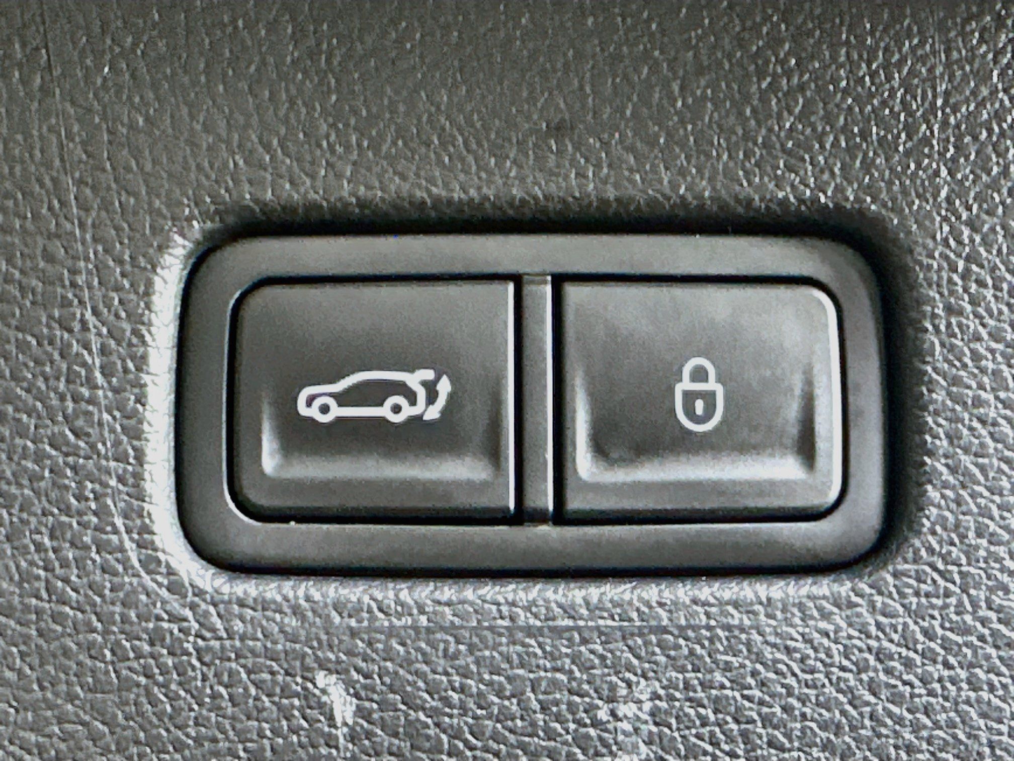 Used 2025 Genesis GV80 2.5T Standard AWD/4WD image 29
