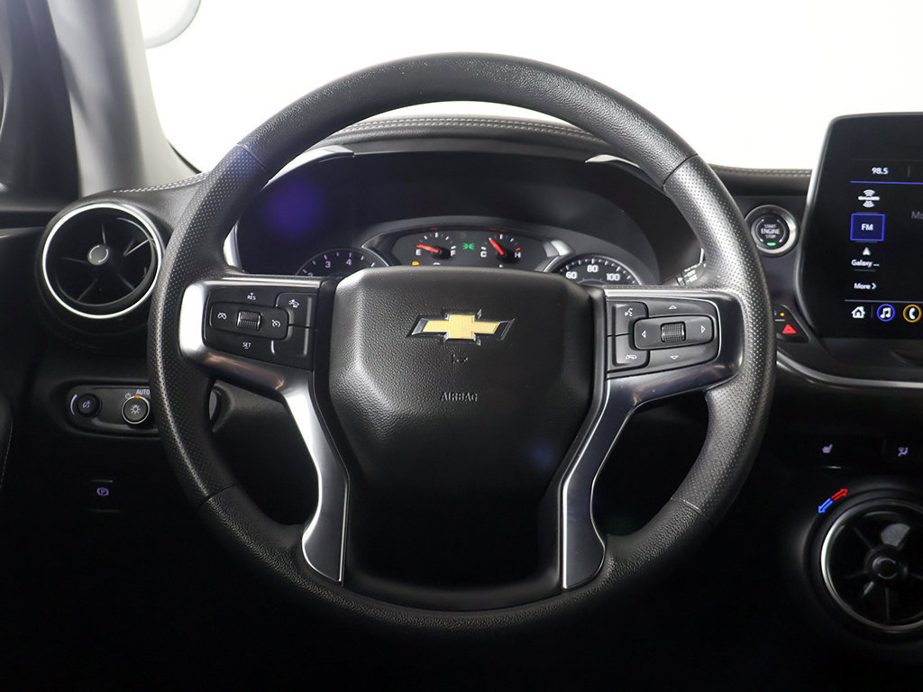 Used 2025 Chevrolet Blazer LT AWD/4WD image 33
