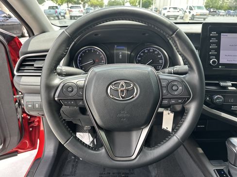 Certified 2023 Toyota Camry SE FWD image 18