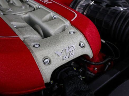 Used 2022 Ferrari 812 GTS RWD image 72