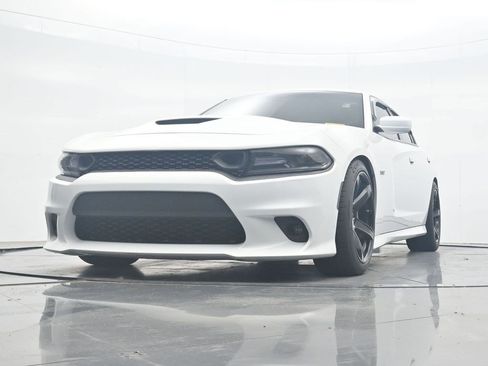Used 2019 Dodge Charger Scat Pack RWD image 26