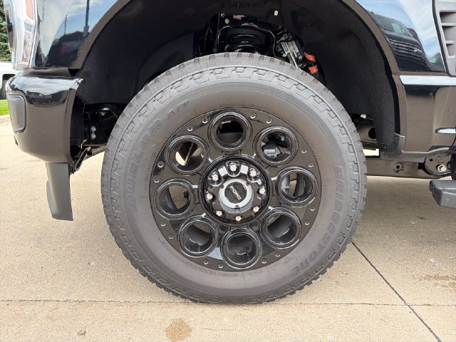 New 2026 Ford F350 Lariat w/ Black Appearance Package AWD/4WD image 12