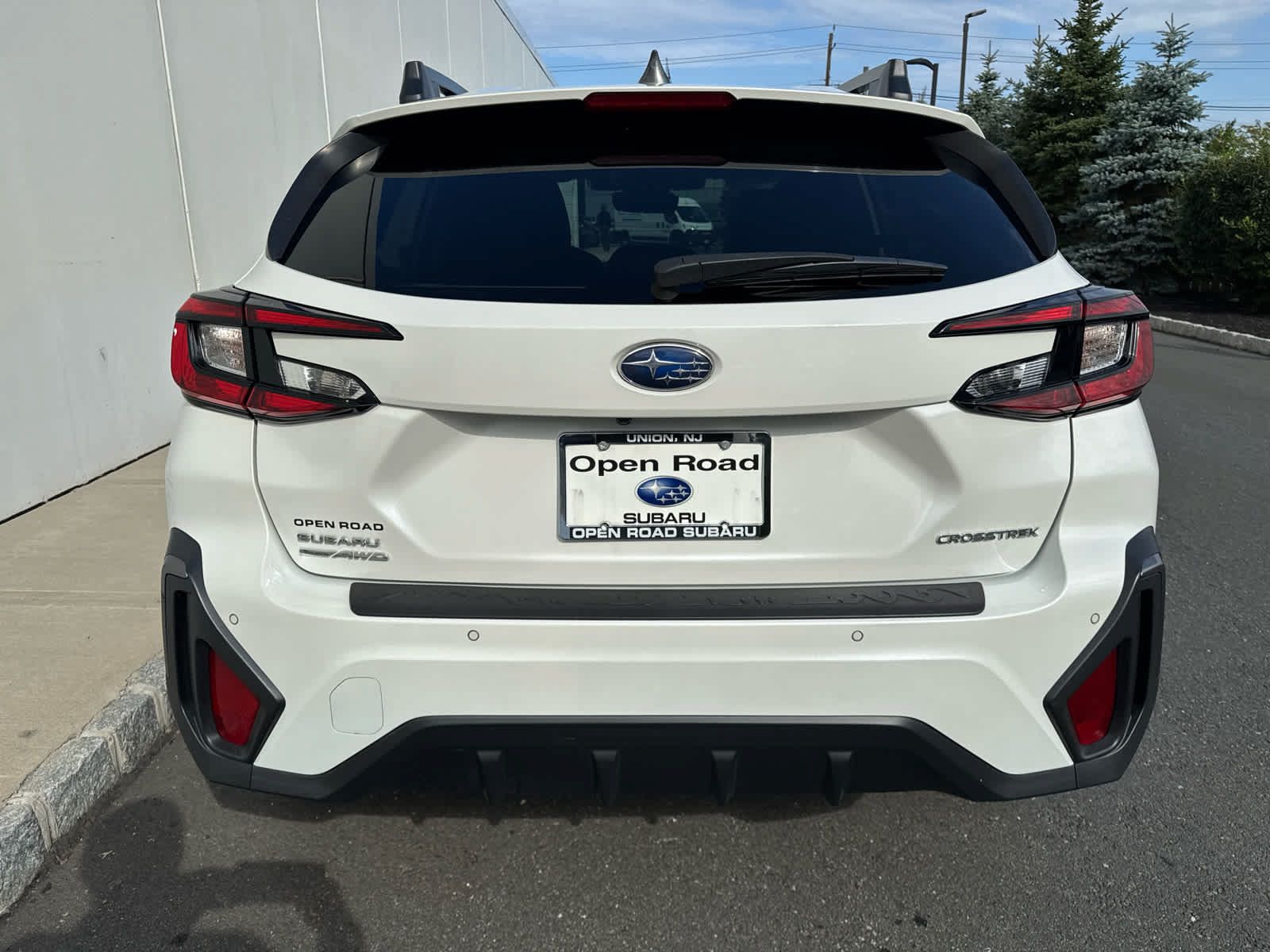 Used 2024 Subaru Crosstrek 2.5i Limited AWD/4WD image 7