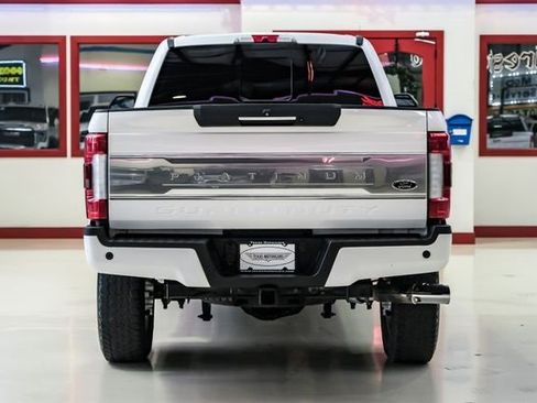 Used 2018 Ford F250 Platinum w/ Platinum Ultimate Package image 12
