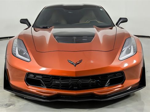 Used 2015 Chevrolet Corvette Z06 w/ 3LZ Preferred Equipment Group RWD image 4