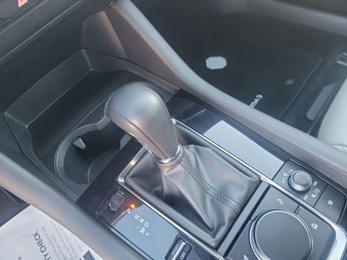 Used 2023 MAZDA MAZDA3 s image 30