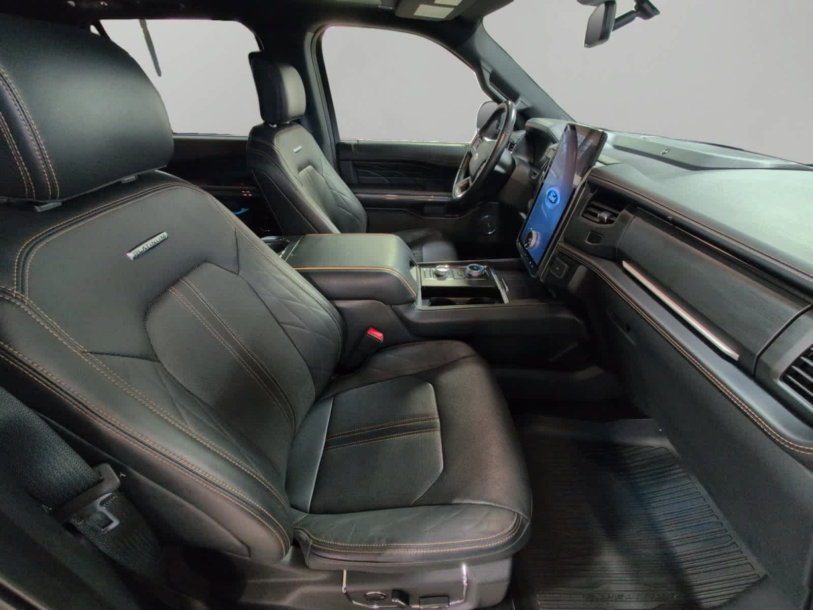 Used 2023 Ford Expedition Platinum AWD/4WD image 15