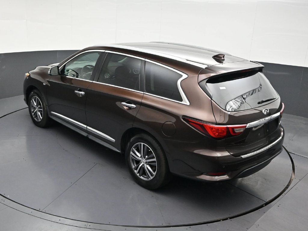 Used 2019 INFINITI QX60 Luxe w/ Essential Package FWD image 17