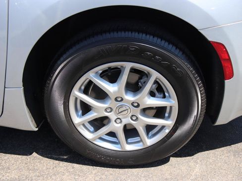 Used 2024 Chrysler Pacifica Touring-L FWD image 64
