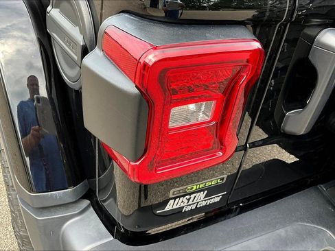 Certified 2020 Jeep Wrangler Unlimited Rubicon image 26