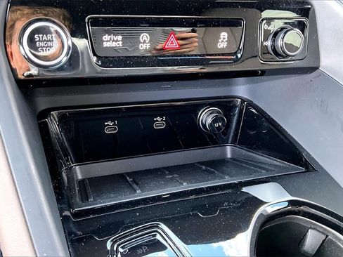 Certified 2025 Audi Q5 Premium Plus w/ Premium Plus image 29