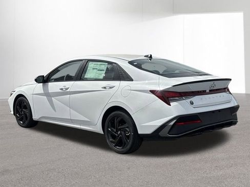 New 2026 Hyundai Elantra Sport FWD image 30