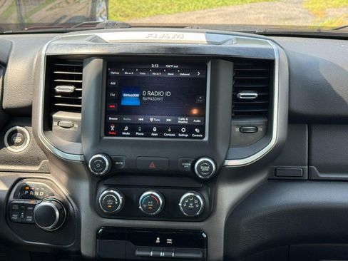 Used 2019 RAM 1500 Big Horn AWD/4WD image 15