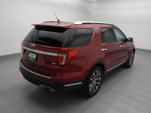 Used 2019 Ford Explorer Platinum image 9