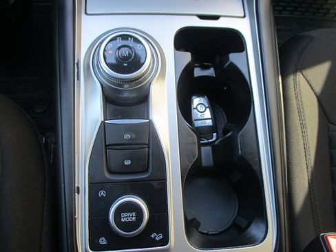 Used 2020 Ford Explorer XLT w/ Comfort Package AWD/4WD image 11