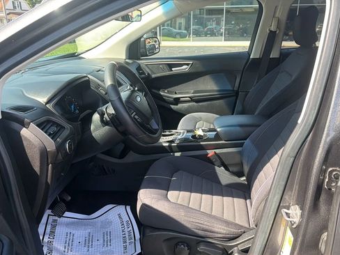 Used 2016 Ford Edge SE FWD image 9