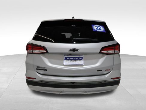 Used 2022 Chevrolet Equinox RS w/ Infotainment Package AWD/4WD image 3
