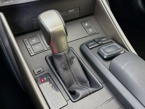 Used 2015 Lexus IS 250 AWD w/ Navigation System Package image 19