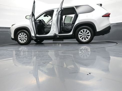 Certified 2026 Toyota Grand Highlander XLE image 50