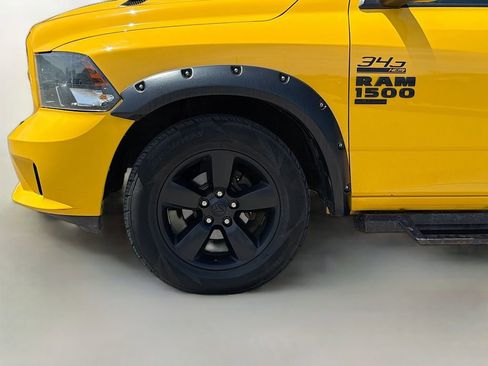 Used 2019 RAM 1500 Express w/ Wheel & Sound Group AWD/4WD image 20