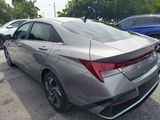 Certified 2025 Hyundai Elantra SEL image 4