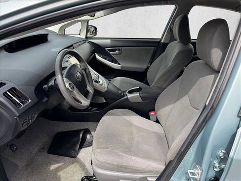 Used 2013 Toyota Prius Two FWD image 10