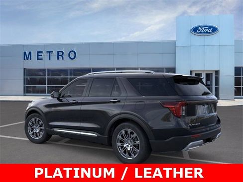New 2026 Ford Explorer Platinum image 5