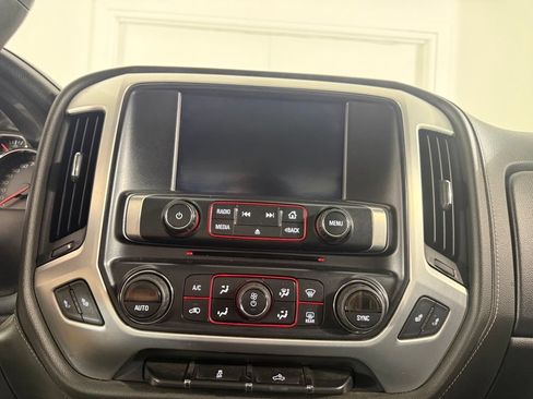 Used 2016 GMC Sierra 1500 SLE w/ SLE Value Package AWD/4WD image 16