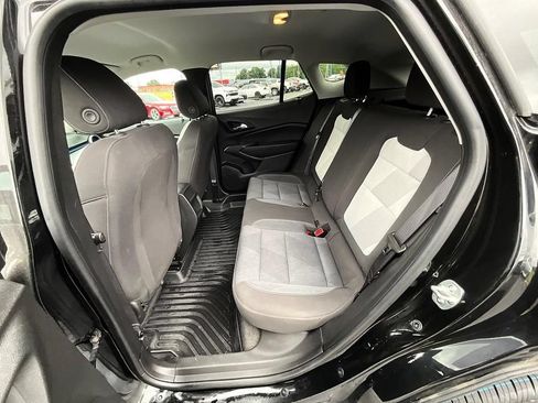 Used 2025 Chevrolet Trax LS w/ Driver Confidence Package FWD image 26