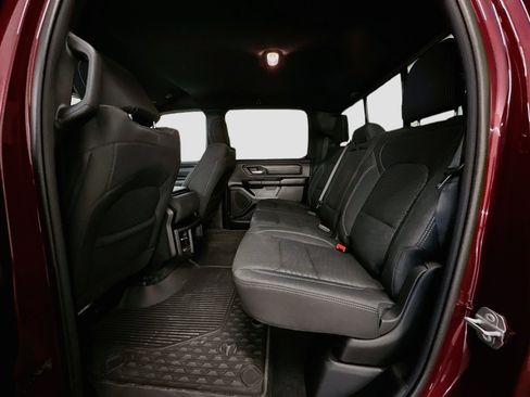 Used 2025 RAM 1500 Warlock AWD/4WD image 28