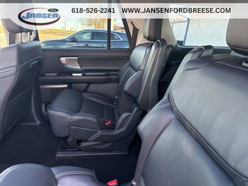 Used 2025 Ford Expedition Max Platinum image 21