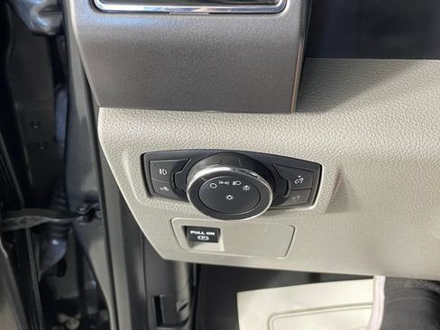 Certified 2018 Ford F150 XLT AWD/4WD image 15