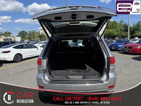 Used 2015 Jeep Grand Cherokee Limited AWD/4WD image 6