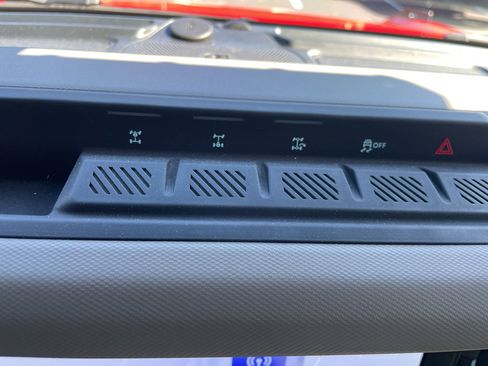 Used 2023 Ford Bronco Wildtrak image 53