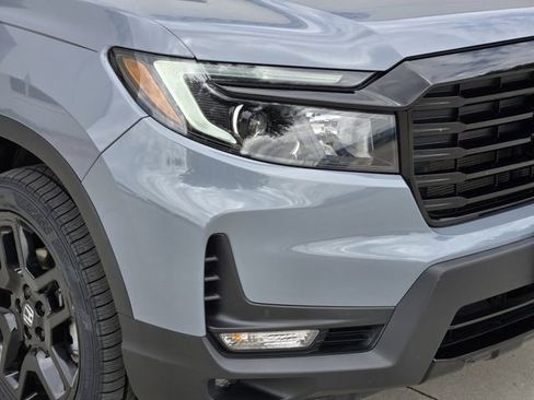 Used 2024 Honda Passport Black Edition image 10