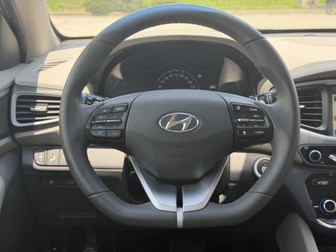 Used 2018 Hyundai Ioniq Limited w/ Limited Ultimate Package 03 FWD image 11