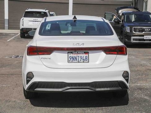 Used 2024 Kia Forte LXS image 9