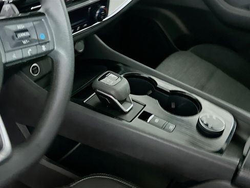 Used 2023 Nissan Rogue SV image 24