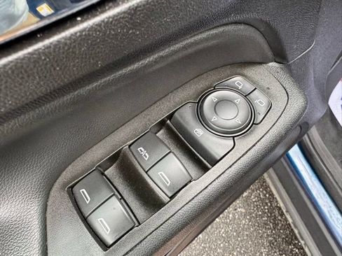 Used 2022 Chevrolet Equinox LT AWD/4WD image 23