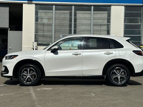 Used 2023 Honda HR-V EX-L image 7