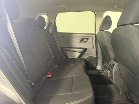 Used 2023 Nissan Rogue S AWD/4WD image 13