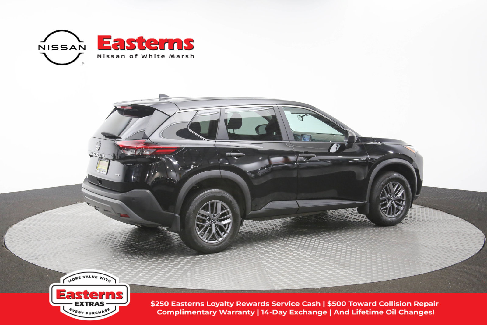 Used 2023 Nissan Rogue S AWD/4WD image 38
